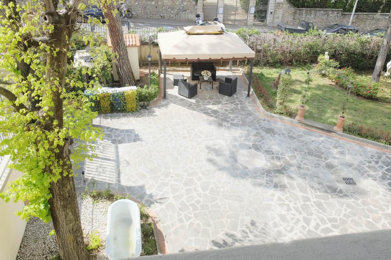 Villa Il Leone Florence Luaran gambar
